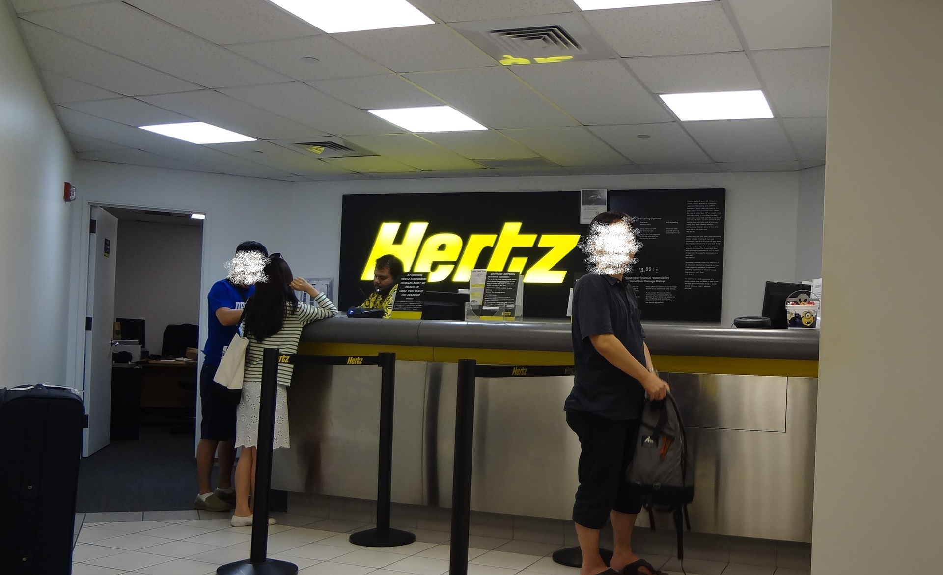 Hertzでレンタカーを借りてみました ハイアット リージェンシー2階 ハワイ初心者家族のまったり旅行記 15 16版